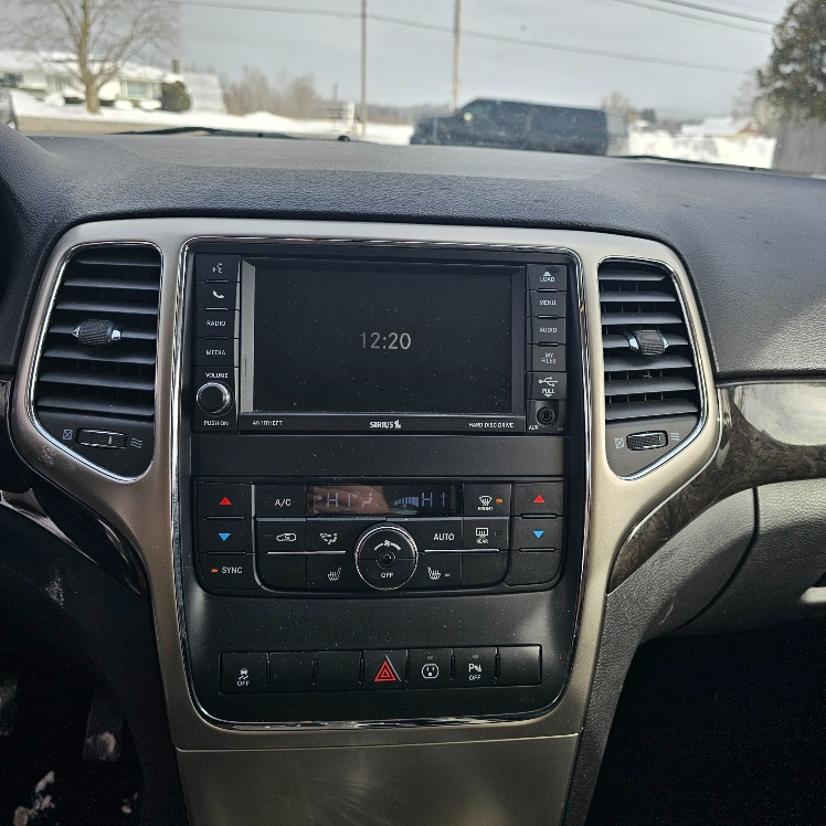Jeep Grand Cherokee Laredo 4WD 2013