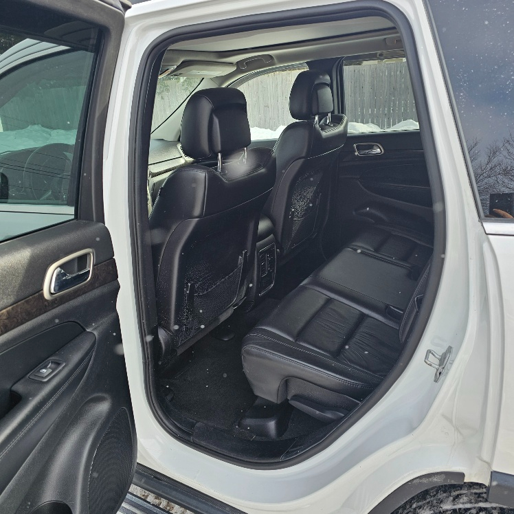 Jeep Grand Cherokee Laredo 4WD 2013