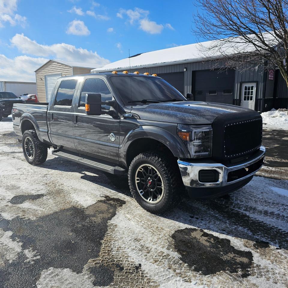 Ford F-250 SD XLT Crew Cab 4WD 2016