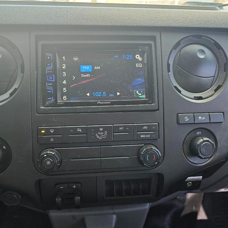 Ford F-250 SD XLT Crew Cab 4WD 2016