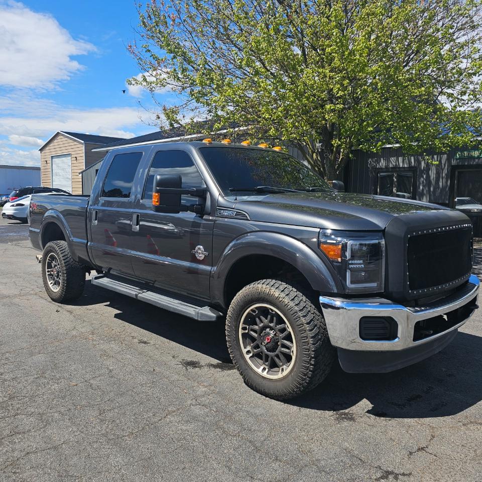 Ford F-250 SD XLT Crew Cab 4WD 2016