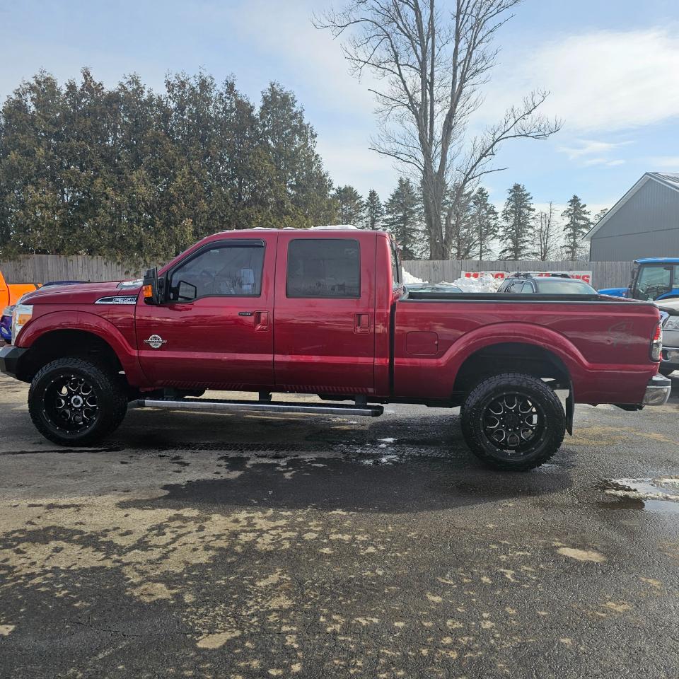 Ford F-350 SD Lariat Crew Cab 4WD 2015