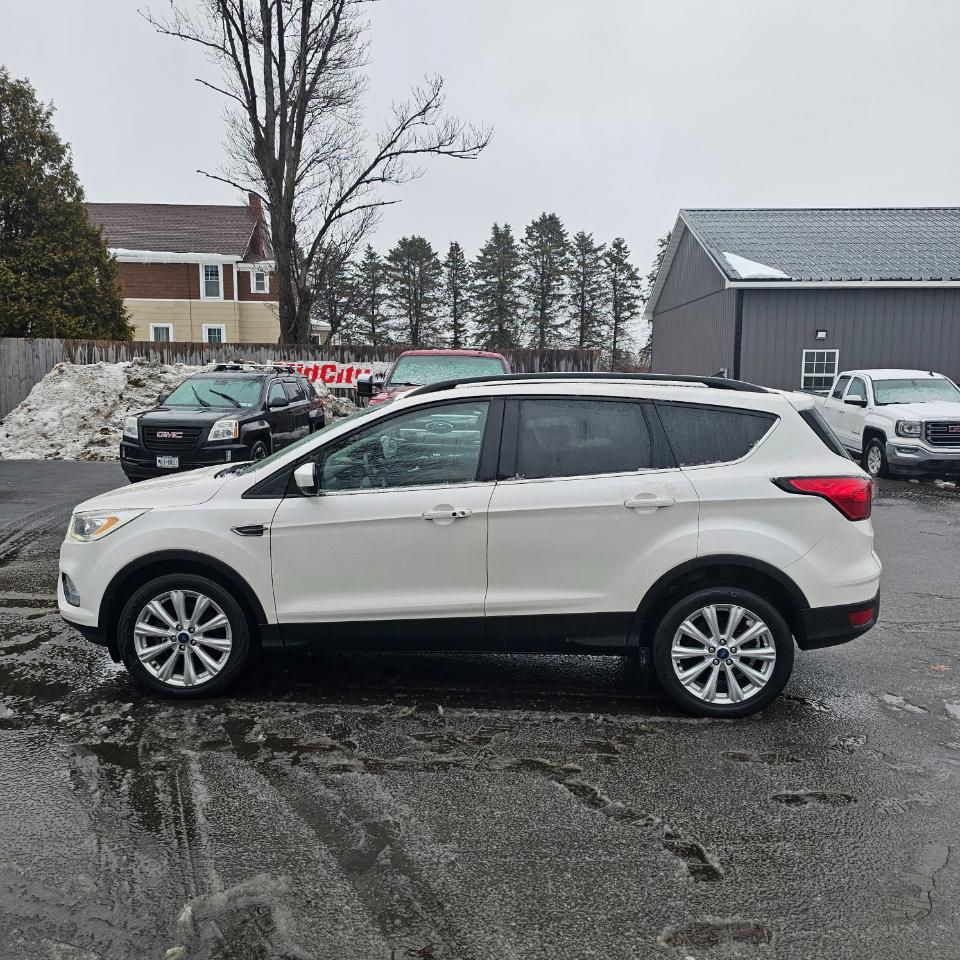 Ford Escape SEL 4WD 2019