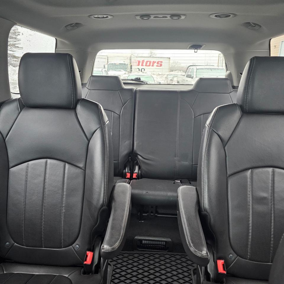 GMC Acadia Denali AWD 2016