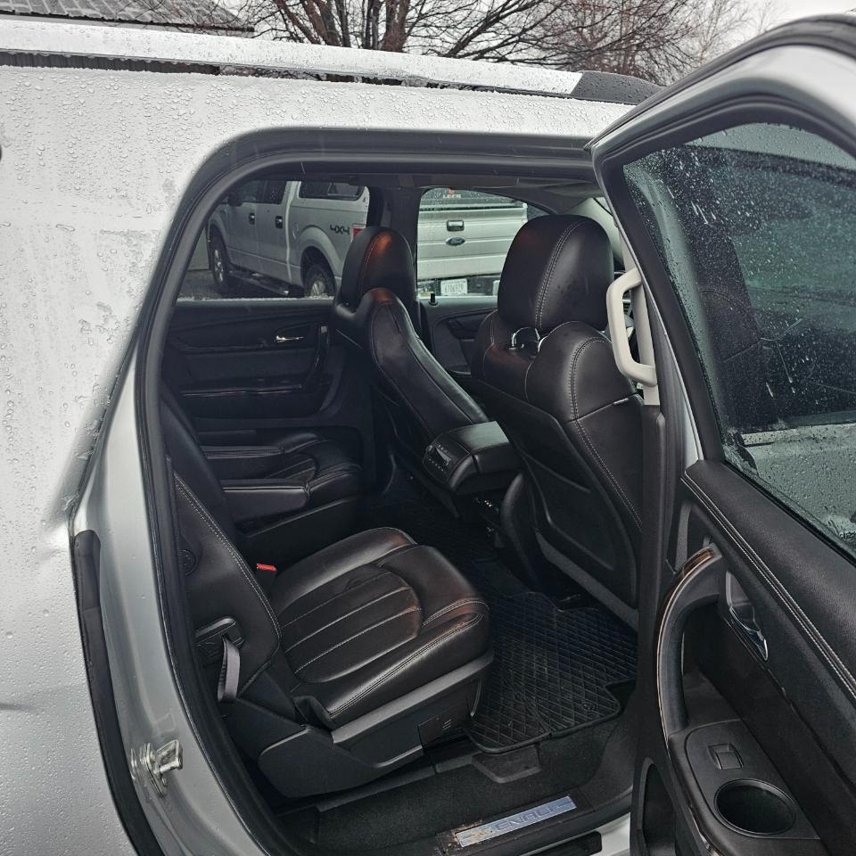 GMC Acadia Denali AWD 2016