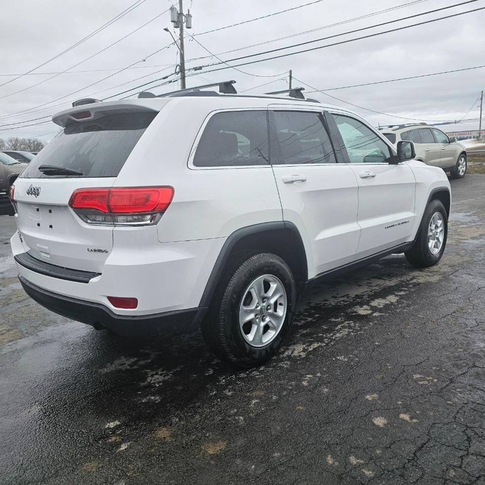 Jeep Grand Cherokee Laredo 4WD 2015