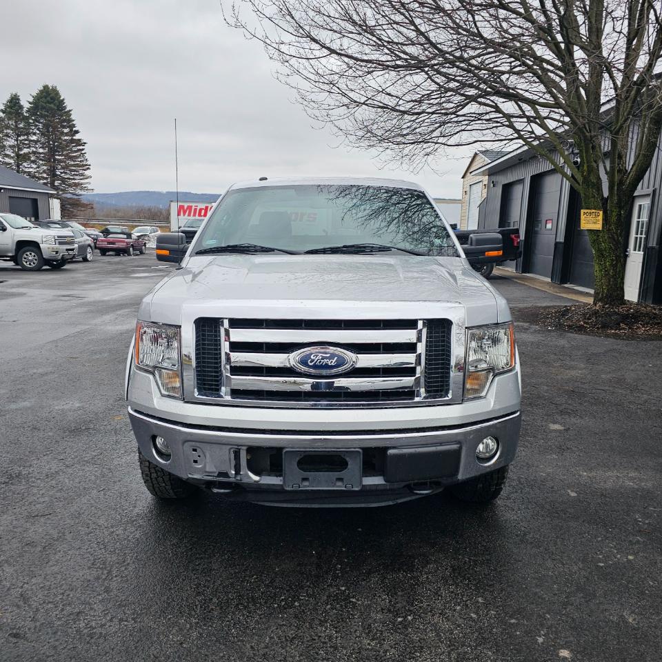 Ford F-150 XLT 8-ft. Bed 4WD 2011