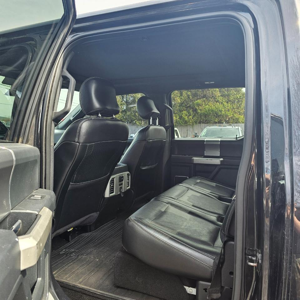 Ford F-150 Lariat SuperCrew 4WD 2015