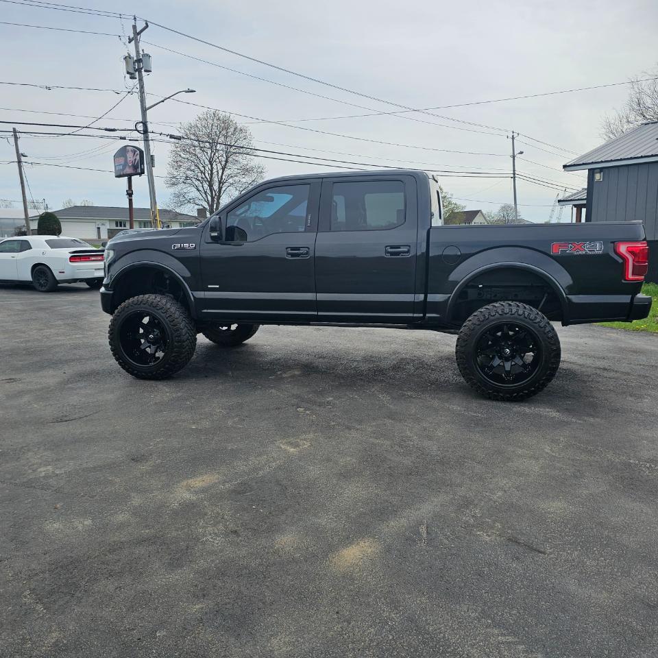 Ford F-150 Lariat SuperCrew 4WD 2015