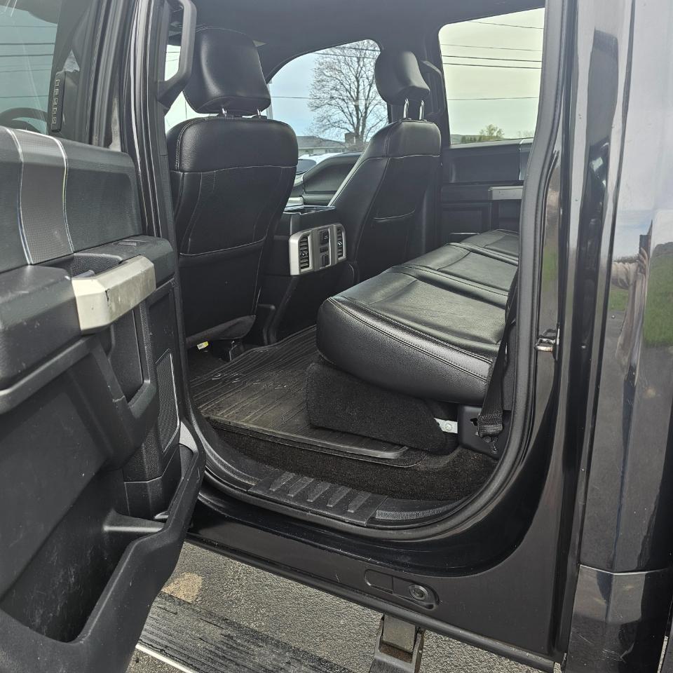 Ford F-150 Lariat SuperCrew 4WD 2015