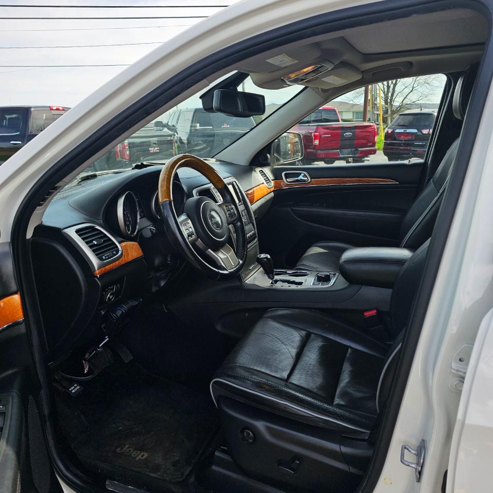 Jeep Grand Cherokee Overland 4WD 2012