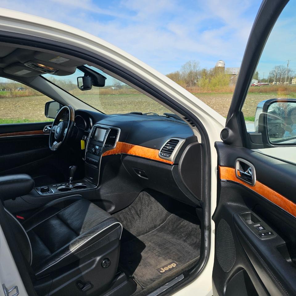 Jeep Grand Cherokee Overland 4WD 2012