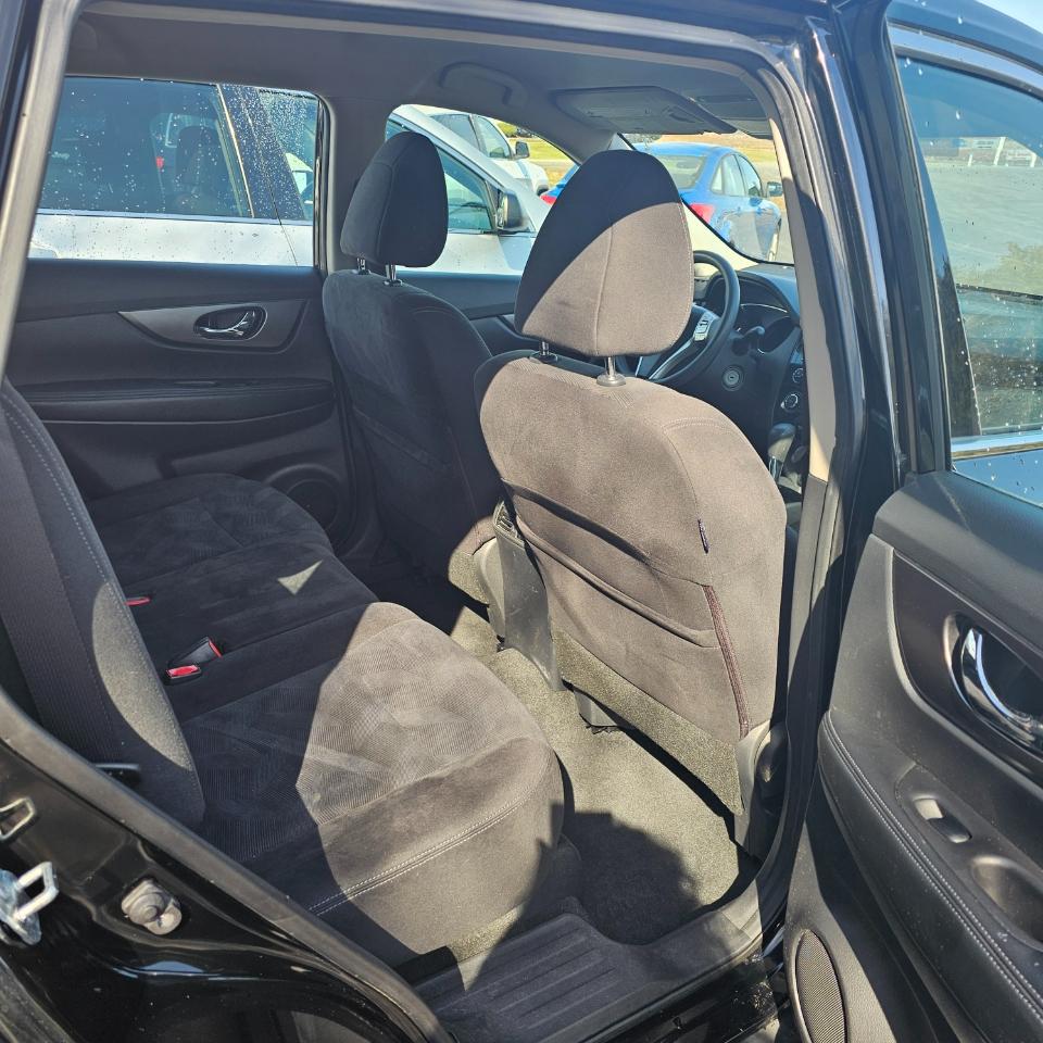 Nissan Rogue SV AWD 2015