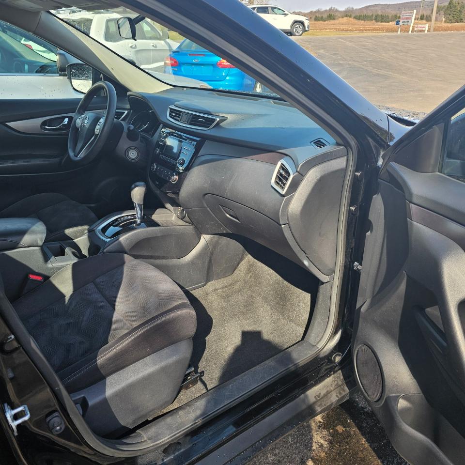 Nissan Rogue SV AWD 2015