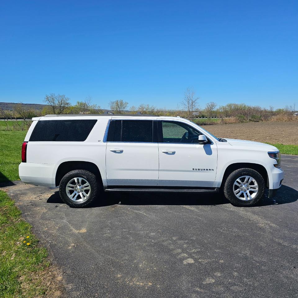 Chevrolet Suburban LT 4WD 2018