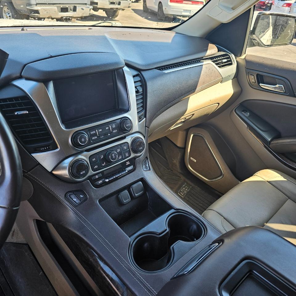 Chevrolet Suburban LT 4WD 2018