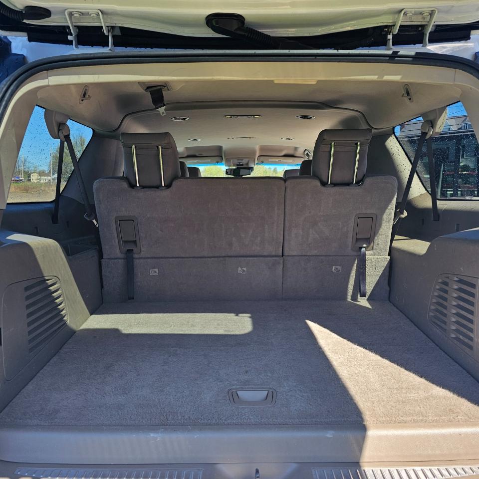 Chevrolet Suburban LT 4WD 2018