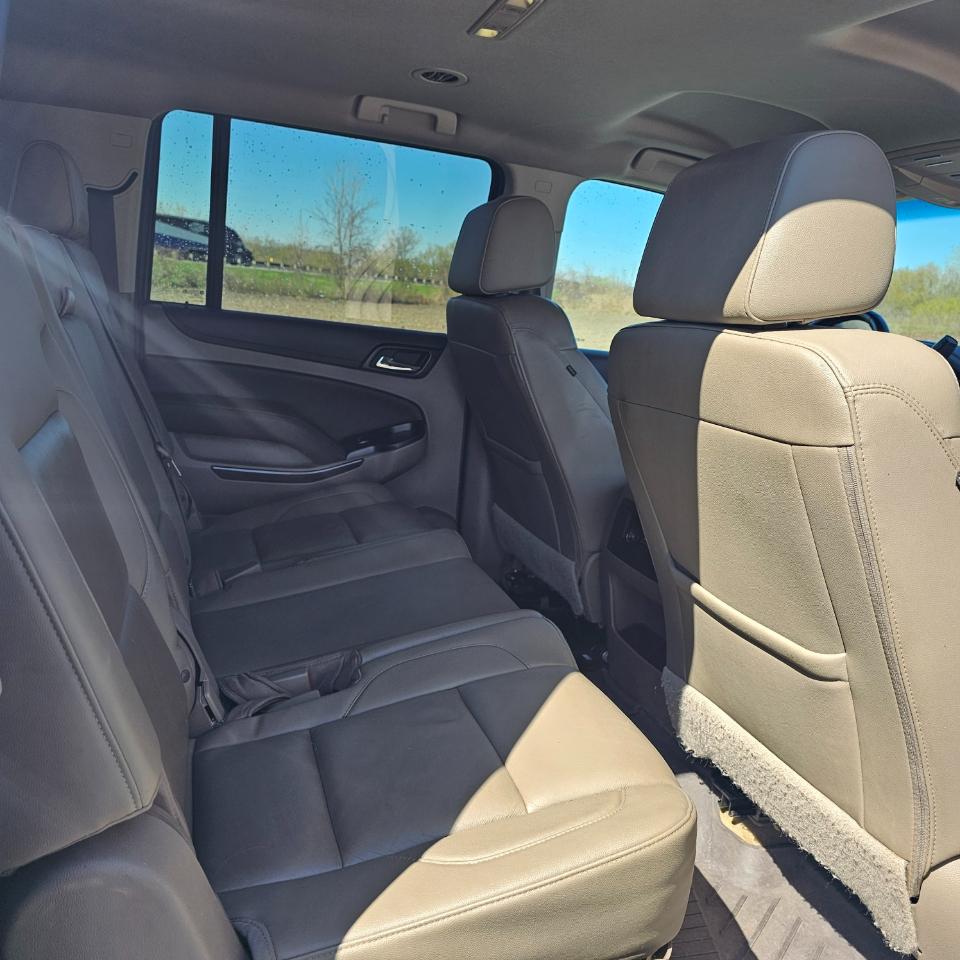 Chevrolet Suburban LT 4WD 2018