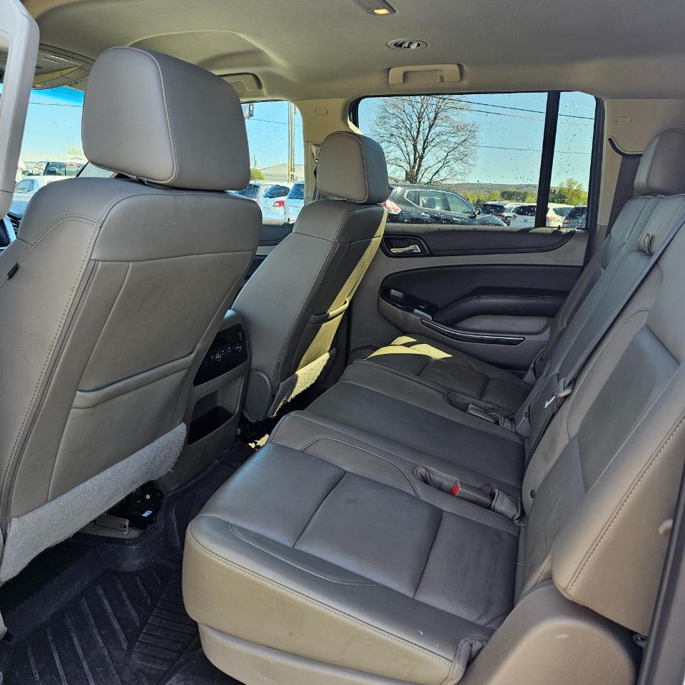 Chevrolet Suburban LT 4WD 2018