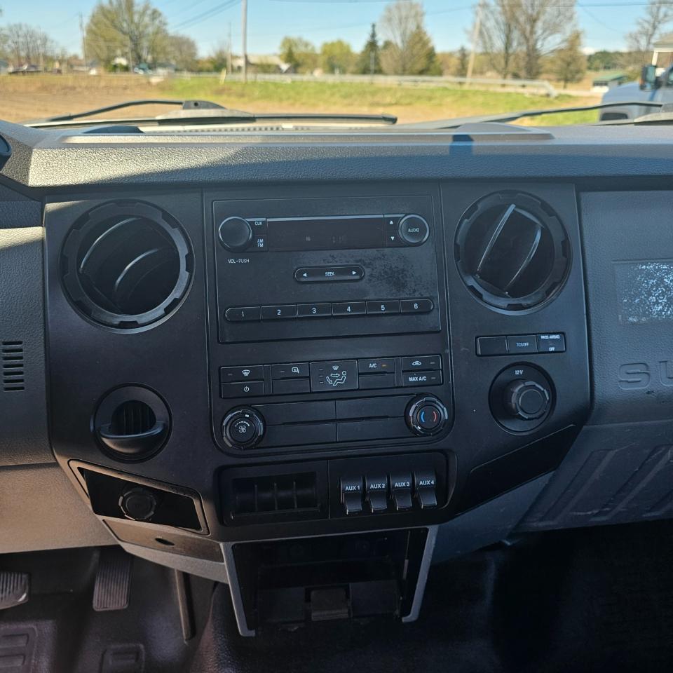 Ford F-350 SD XL DRW 2WD 2014