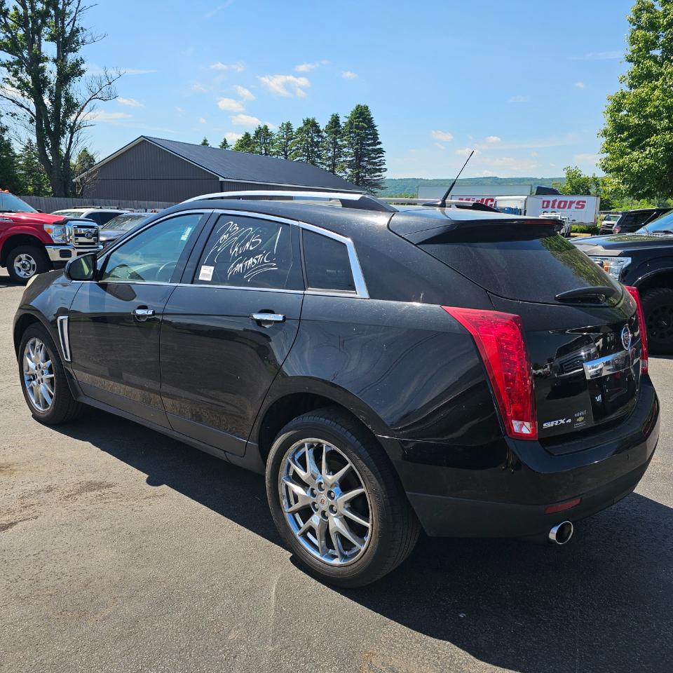 Cadillac SRX AWD Performance Collection 2013