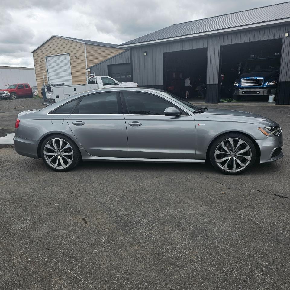 Audi A6 3.0 TFSI Premium quattro AWD 2012