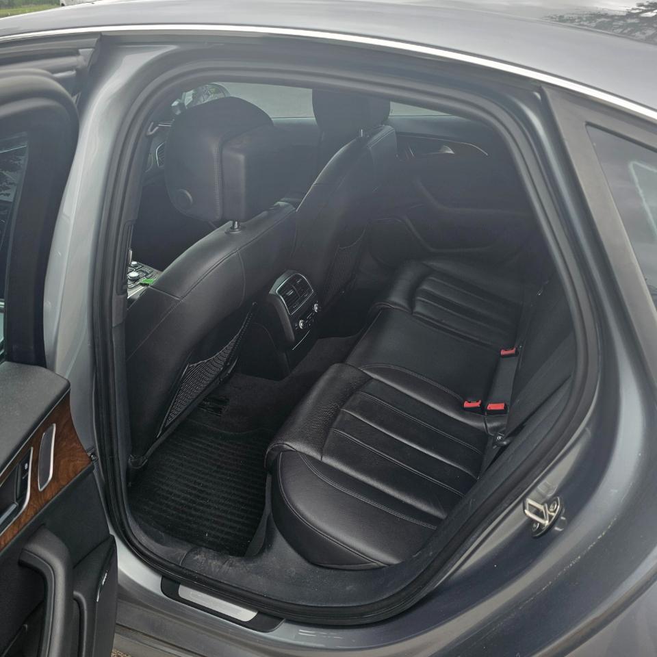 Audi A6 3.0 TFSI Premium quattro AWD 2012