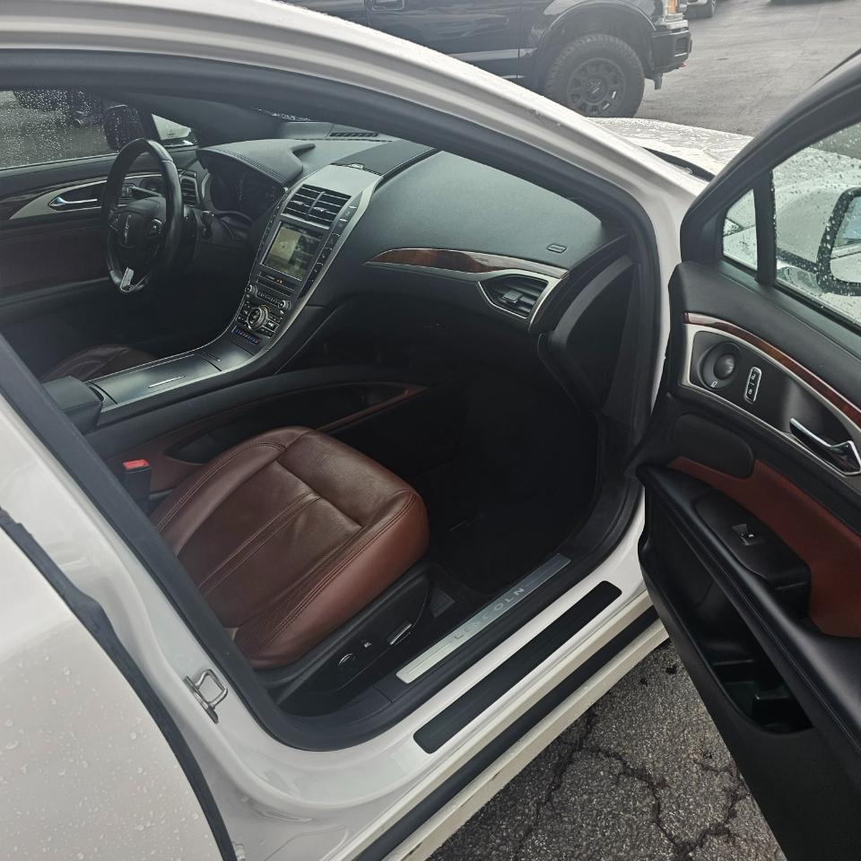 Lincoln MKZ Reserve AWD 2017