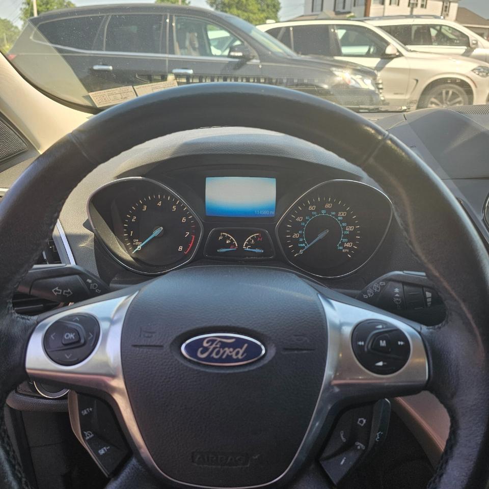 Ford Escape SEL FWD 2013