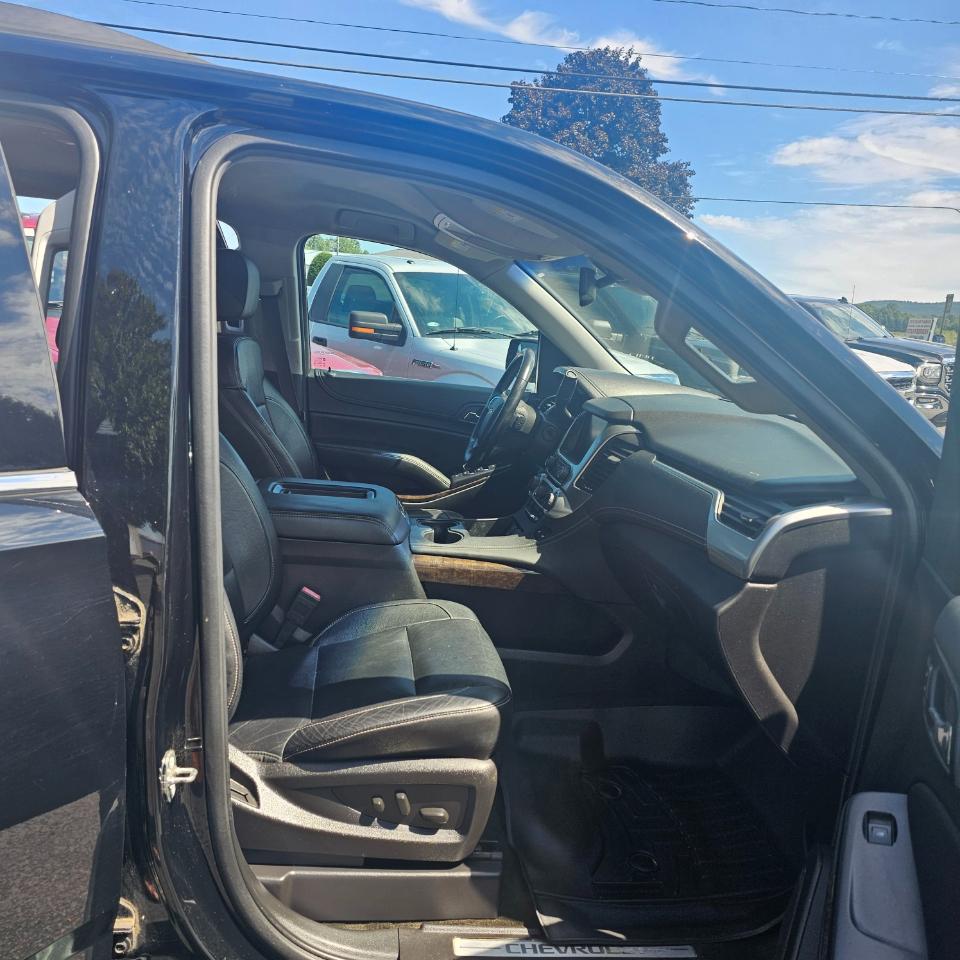 Chevrolet Suburban LT 1500 4WD 2015