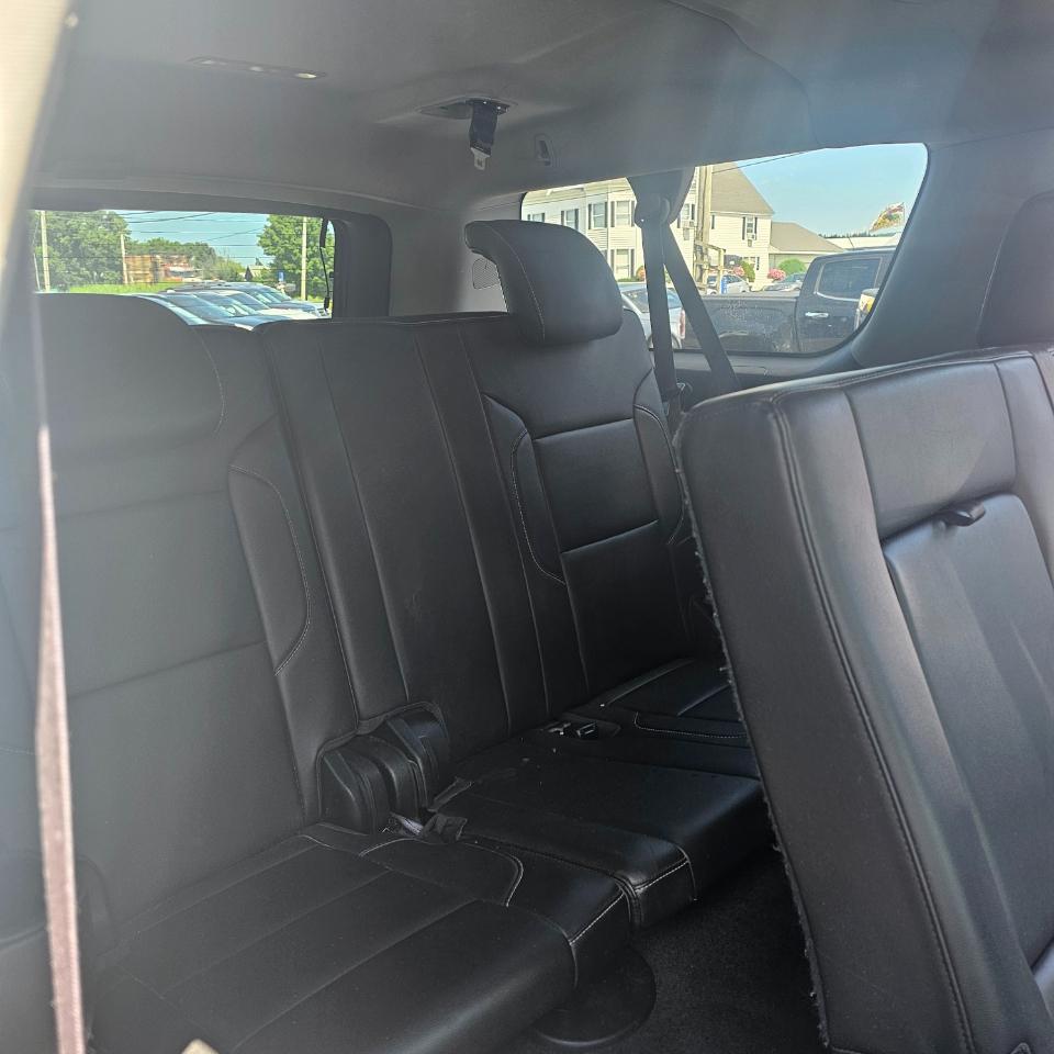 Chevrolet Suburban LT 1500 4WD 2015