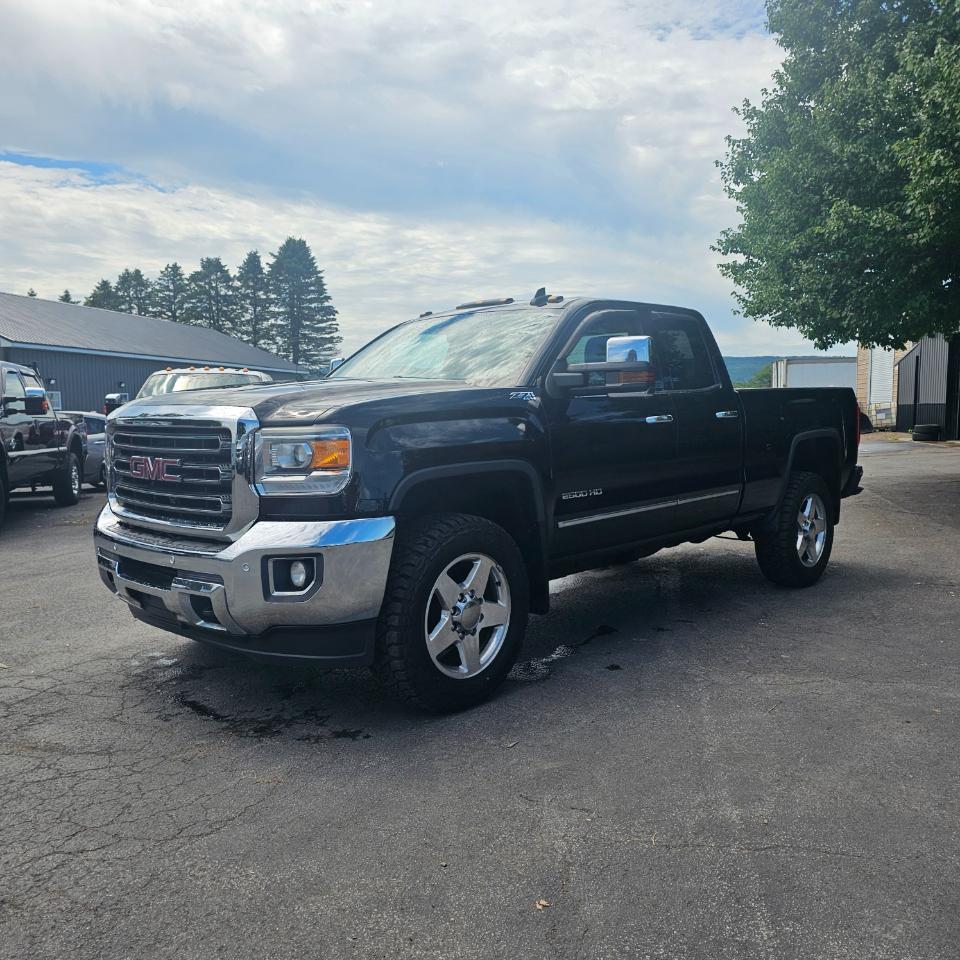 GMC Sierra 2500HD SLT Double Cab 4WD 2015