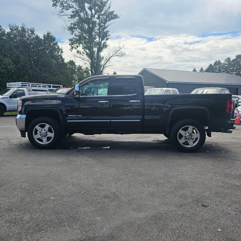 GMC Sierra 2500HD SLT Double Cab 4WD 2015