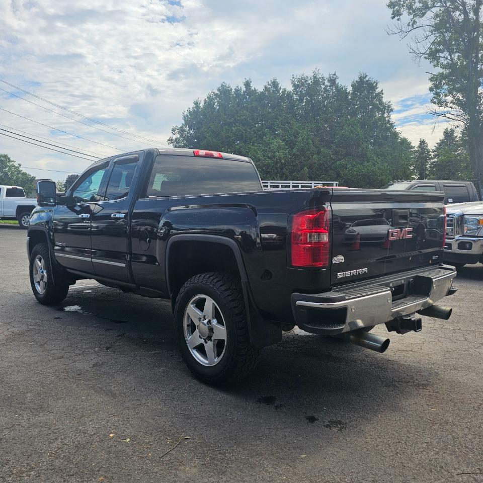 GMC Sierra 2500HD SLT Double Cab 4WD 2015