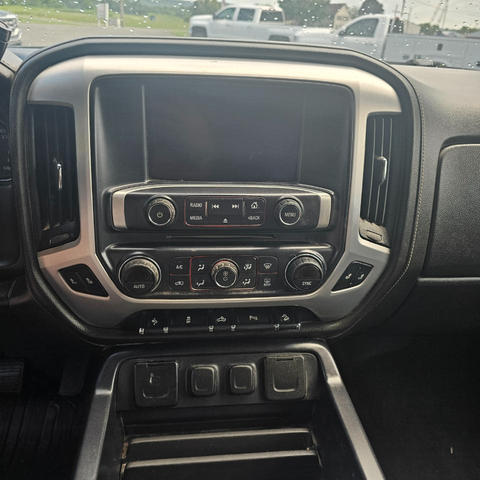 GMC Sierra 2500HD SLT Double Cab 4WD 2015