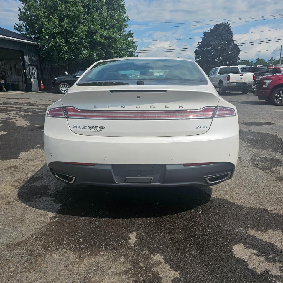 Lincoln MKZ Hybrid Sedan 2015