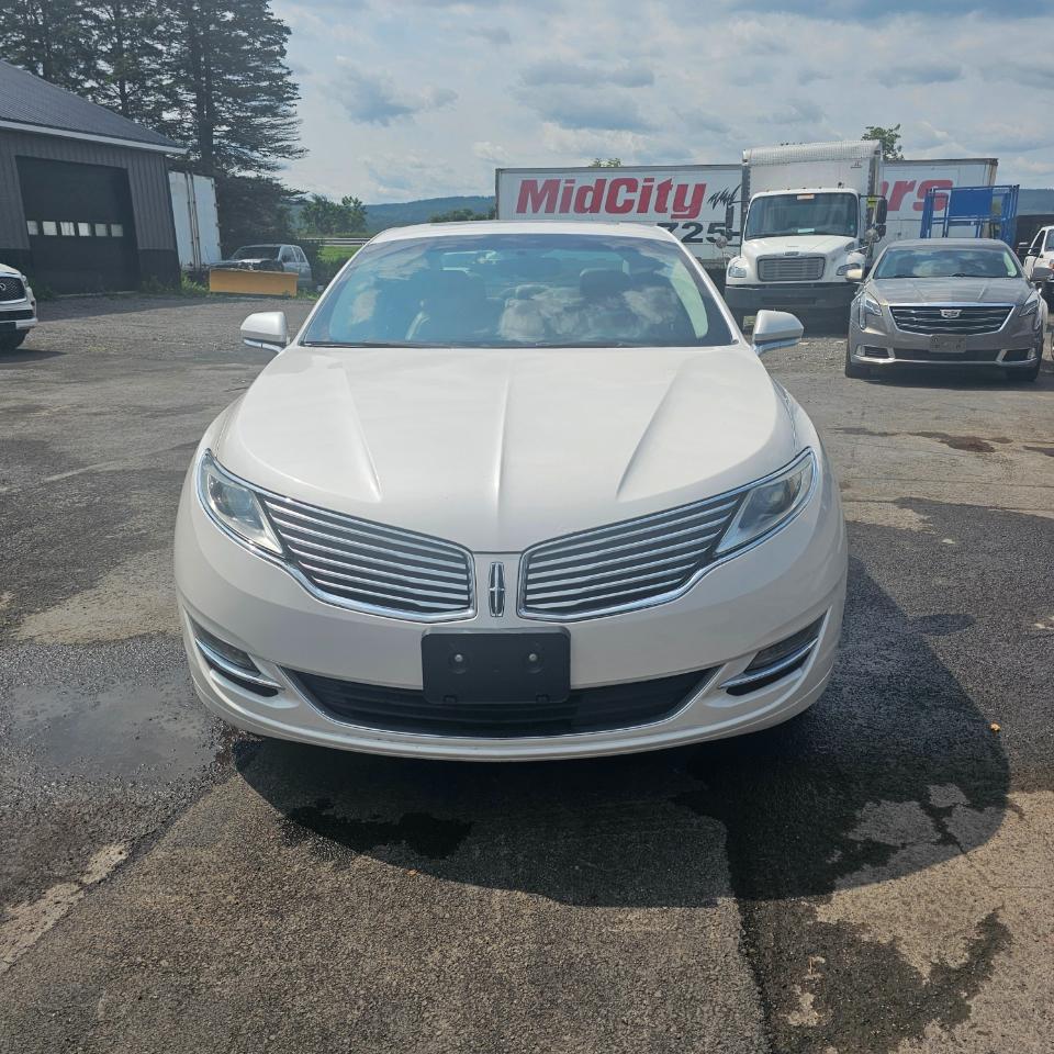 Lincoln MKZ Hybrid Sedan 2015