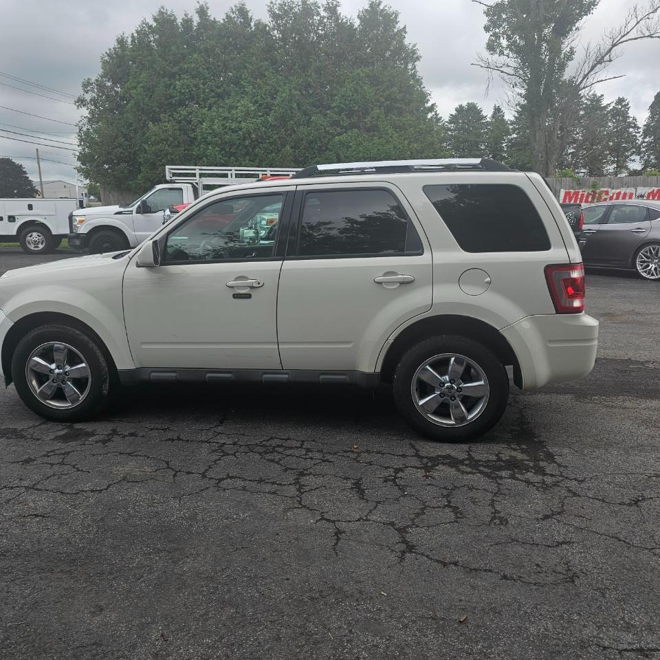 Ford Escape Limited 4WD 2011