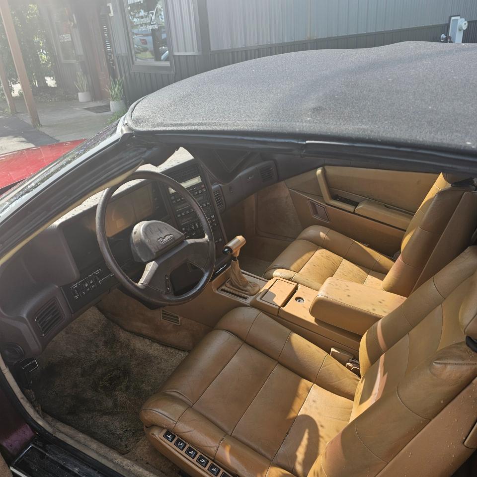 Cadillac Allante Base 1988