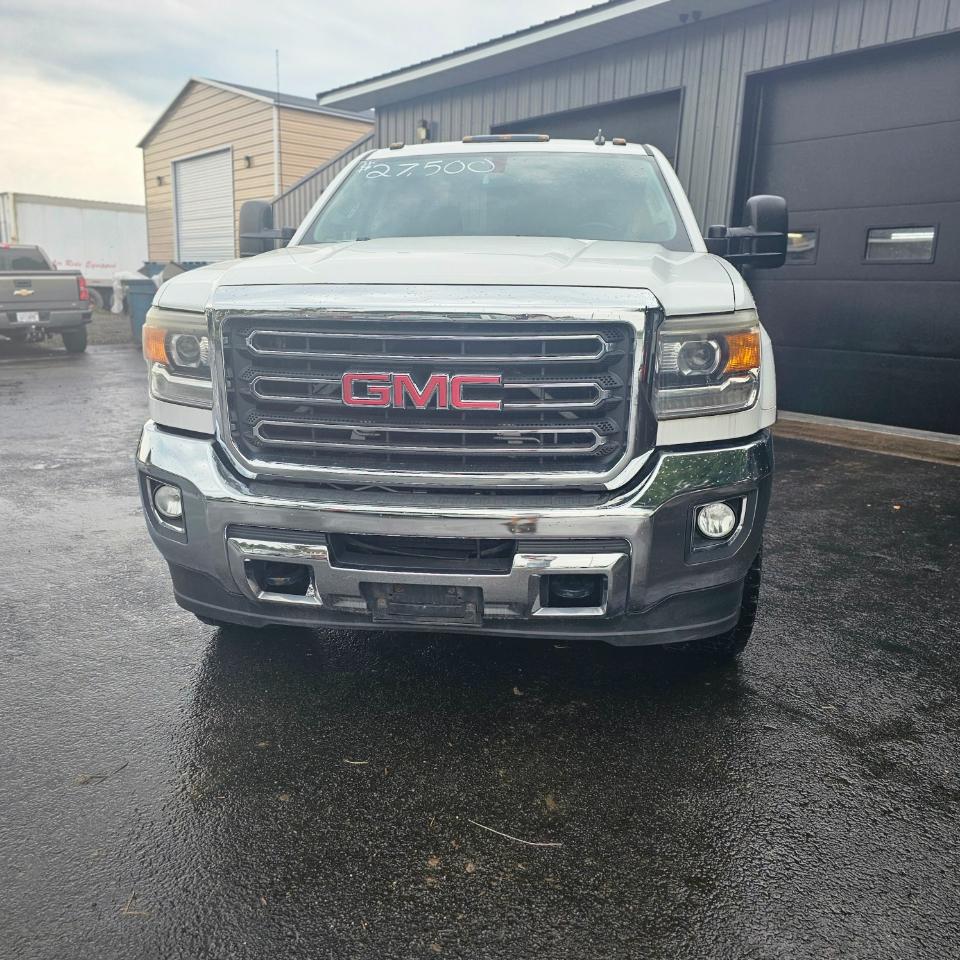 GMC Sierra 2500HD SLT Crew Cab 4WD 2015