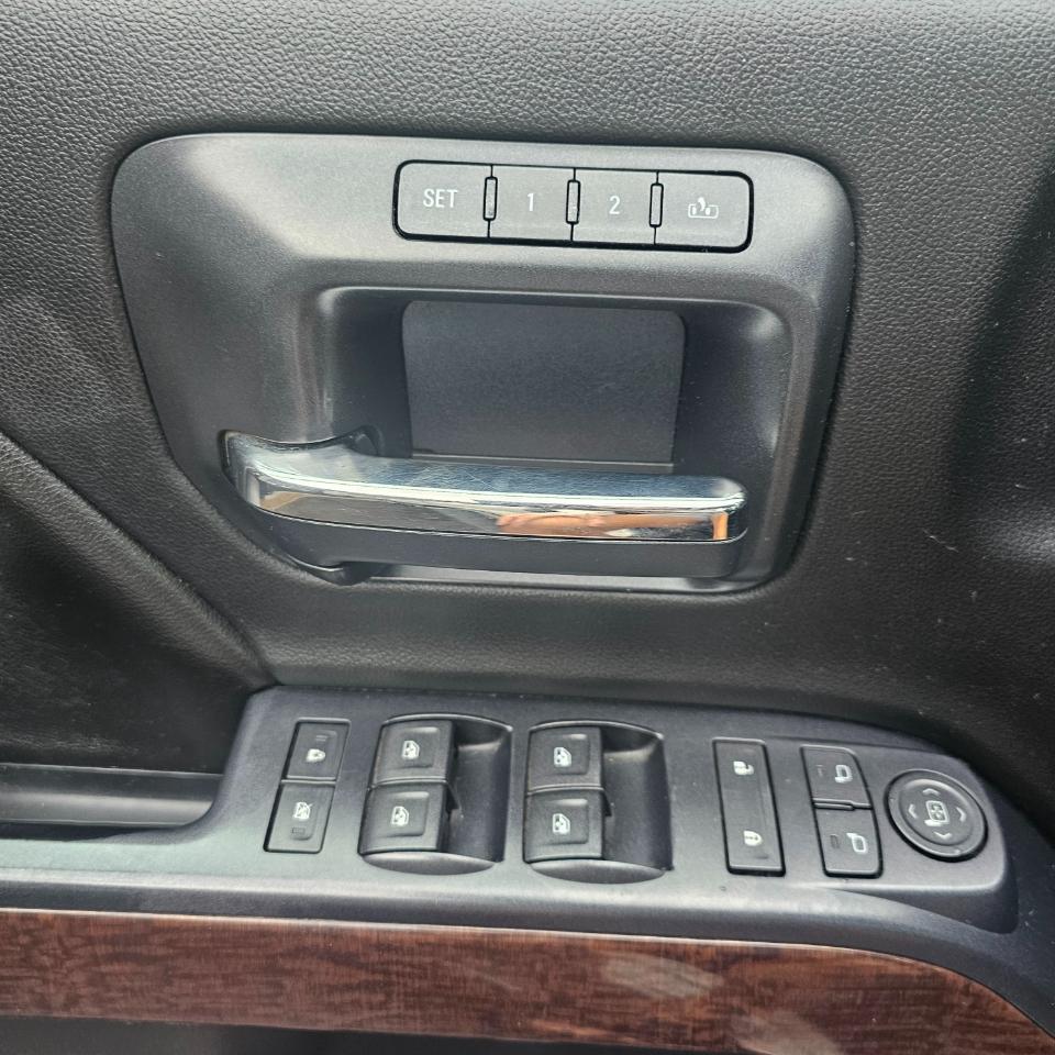 GMC Sierra 2500HD SLT Crew Cab 4WD 2015
