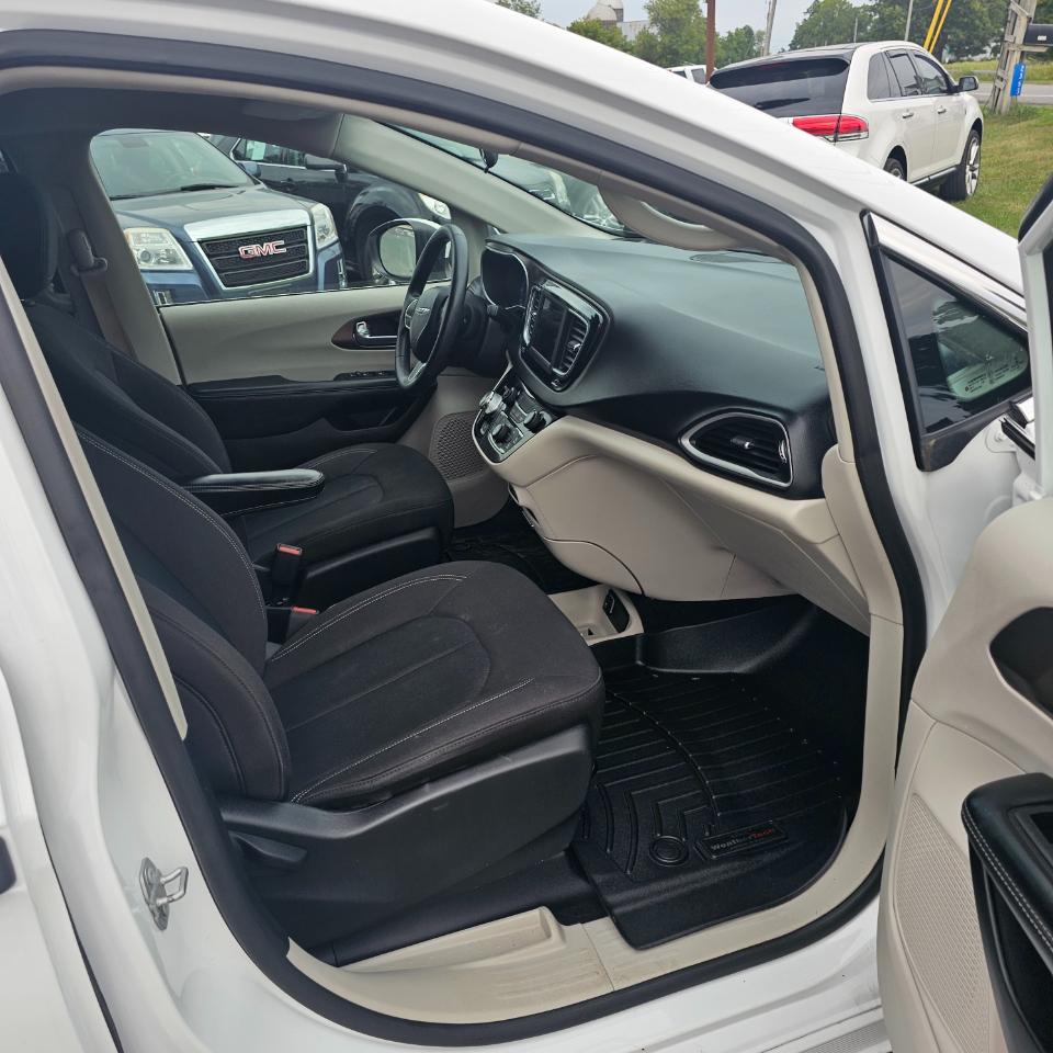 Chrysler Voyager L 2020