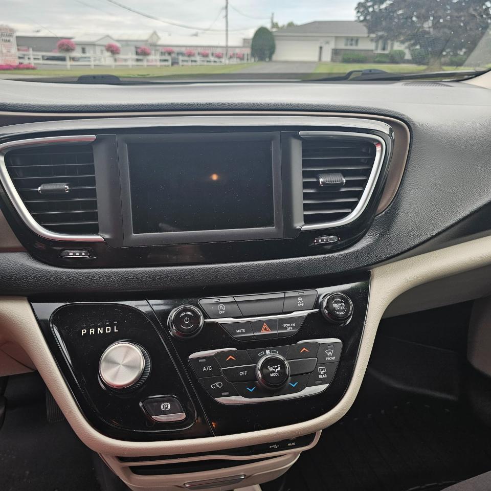 Chrysler Voyager L 2020
