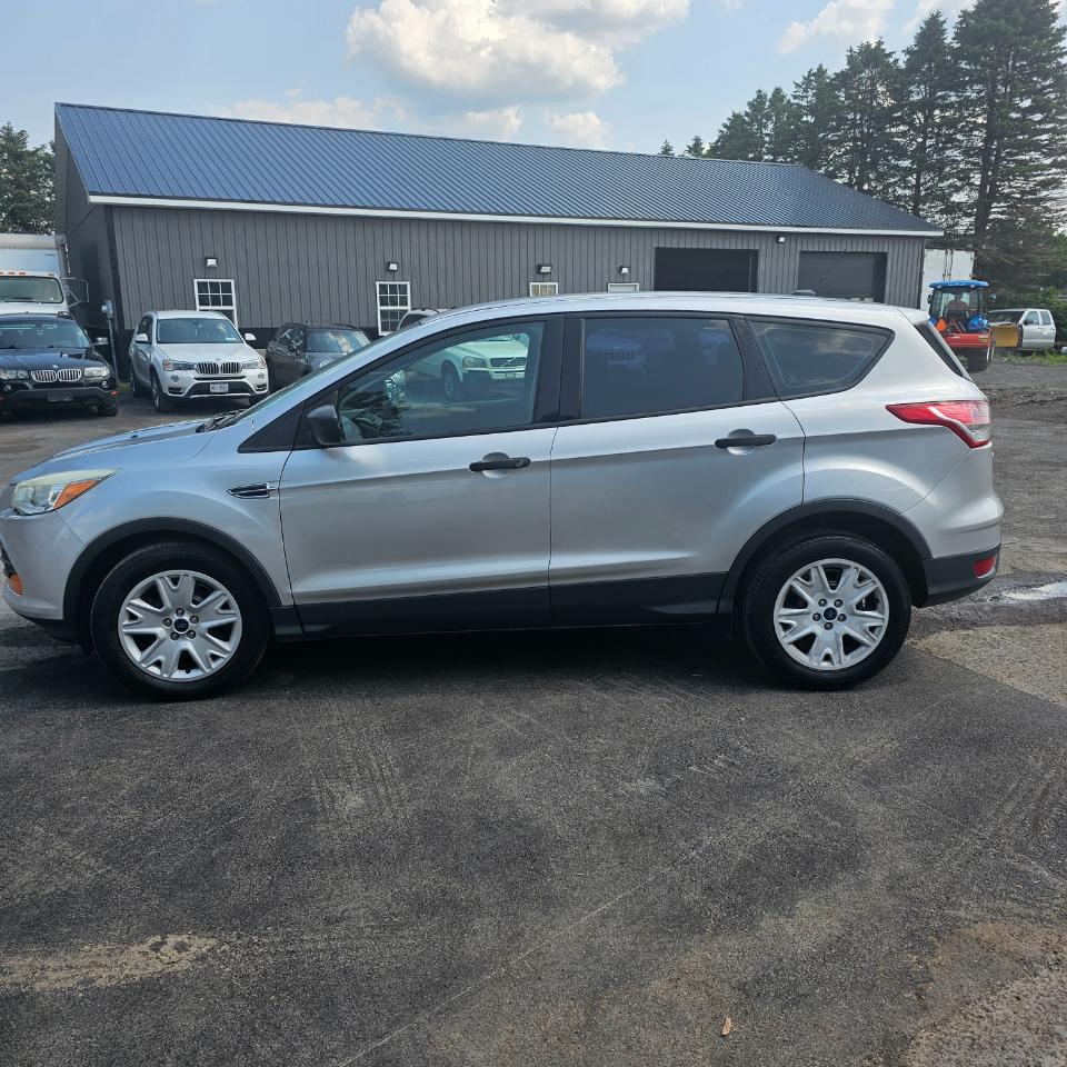 Ford Escape S FWD 2015