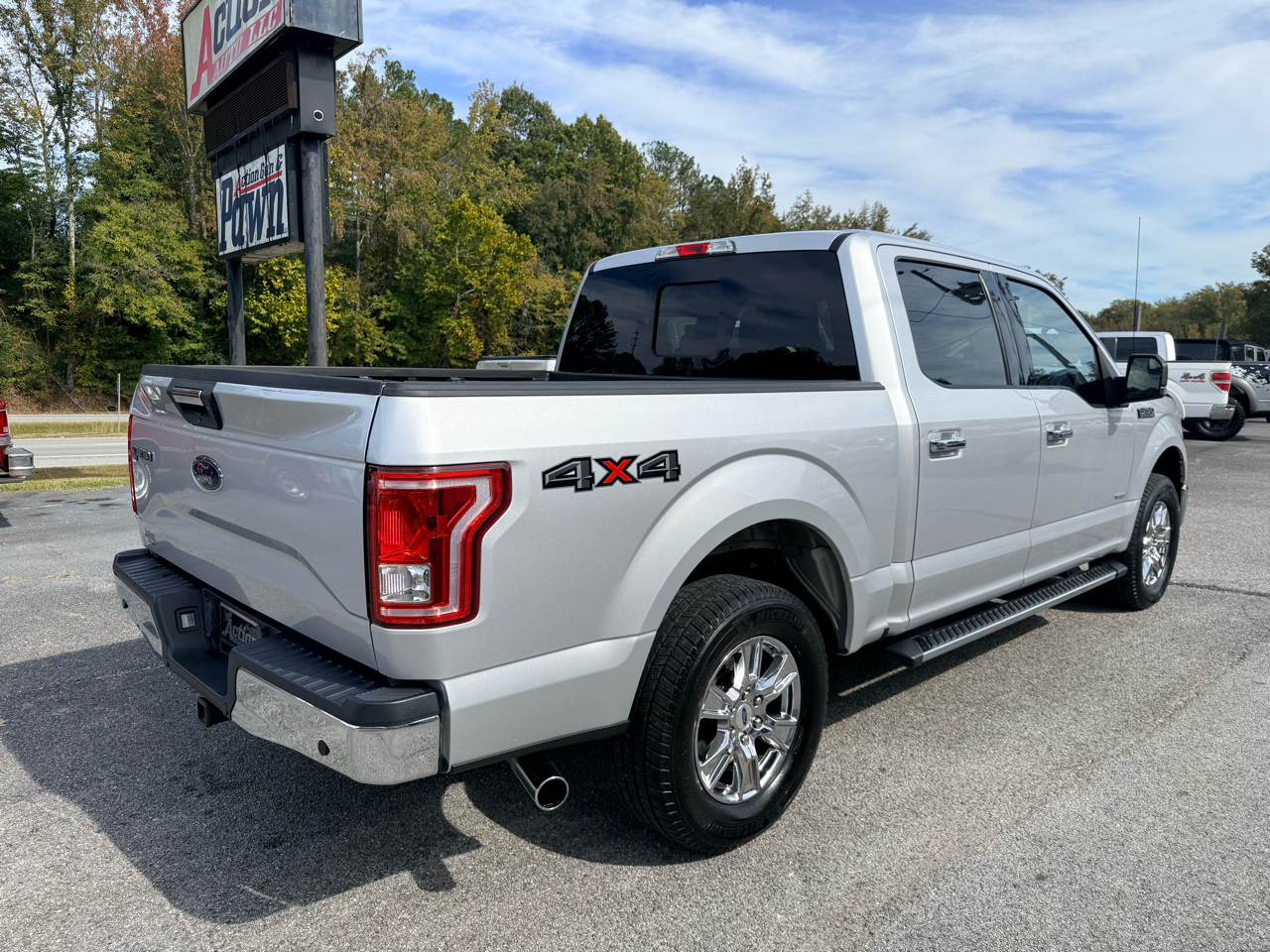Ford F-150 4WD SuperCrew 139" XLT 2016 Ford F-150 4WD SuperCrew 139" XLT 2016