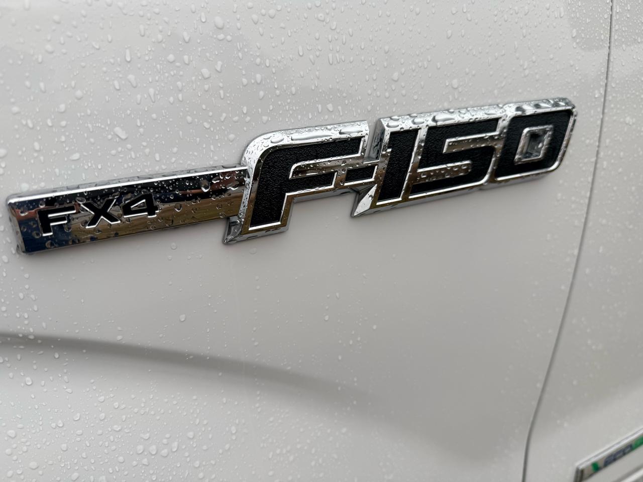 Ford F-150 XL SuperCrew 5.5-ft. Bed 4WD 2012