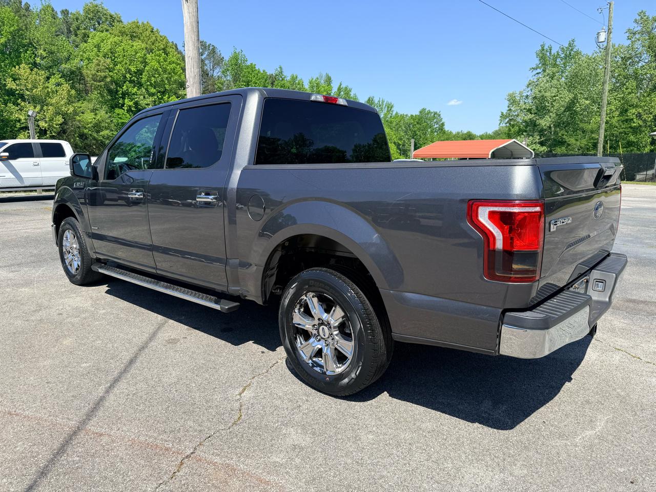 Ford F-150 XL SuperCrew 5.5-ft. Bed 2WD 2016