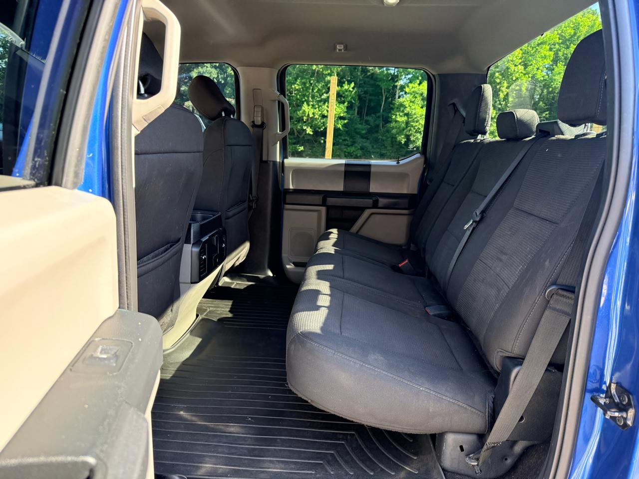 Ford F-150 SuperCrew Crew Cab 139" XLT 2018
