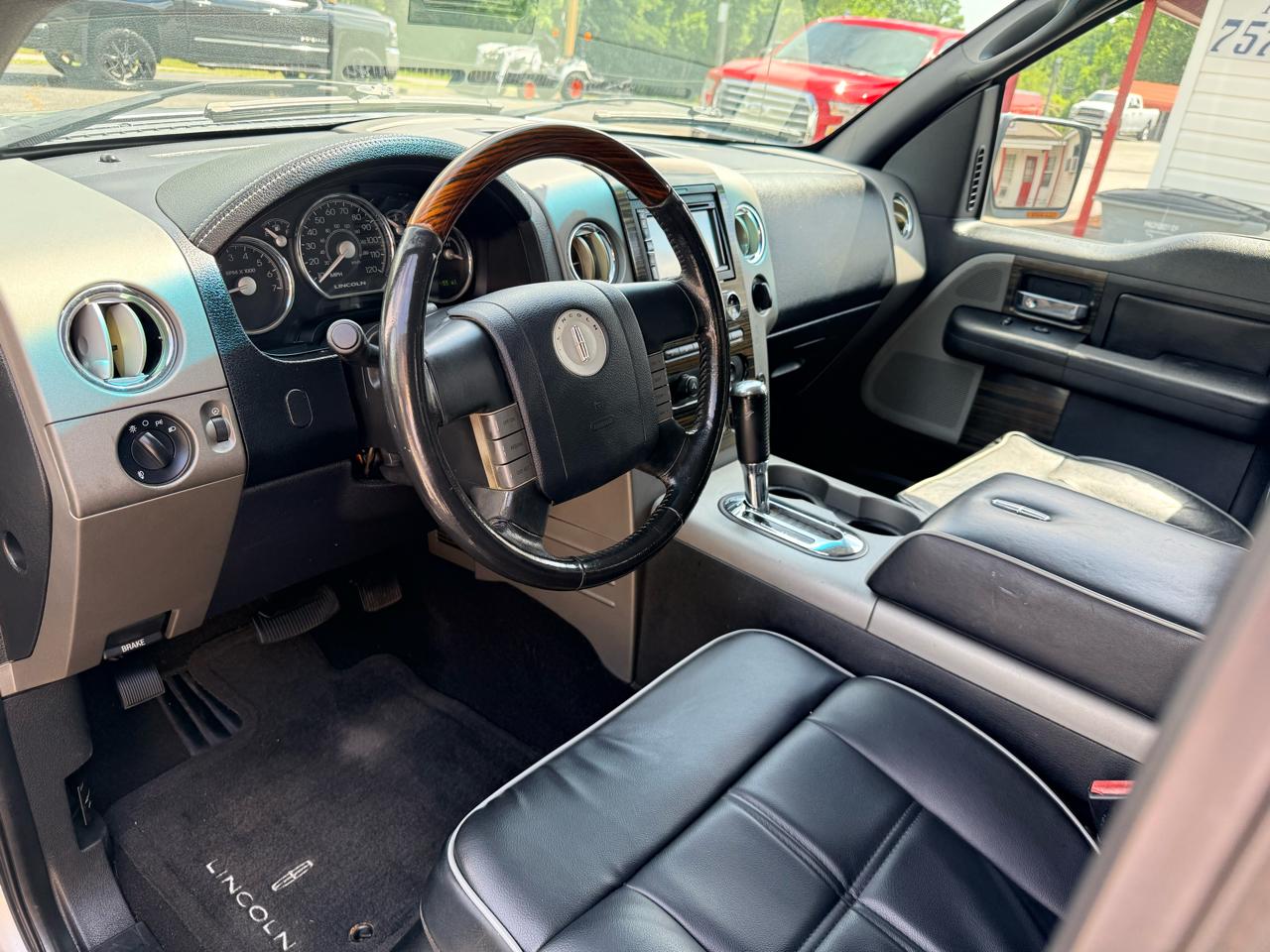 Lincoln Mark LT 4WD Supercrew 139" 2008