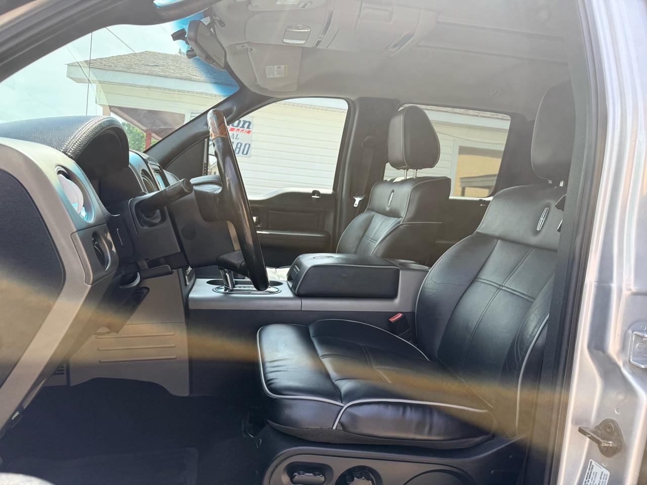 Lincoln Mark LT 4WD Supercrew 139" 2008